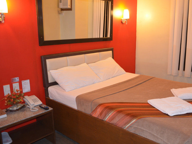 Express Inn Mactan Lapu-Lapu City Dış mekan fotoğraf