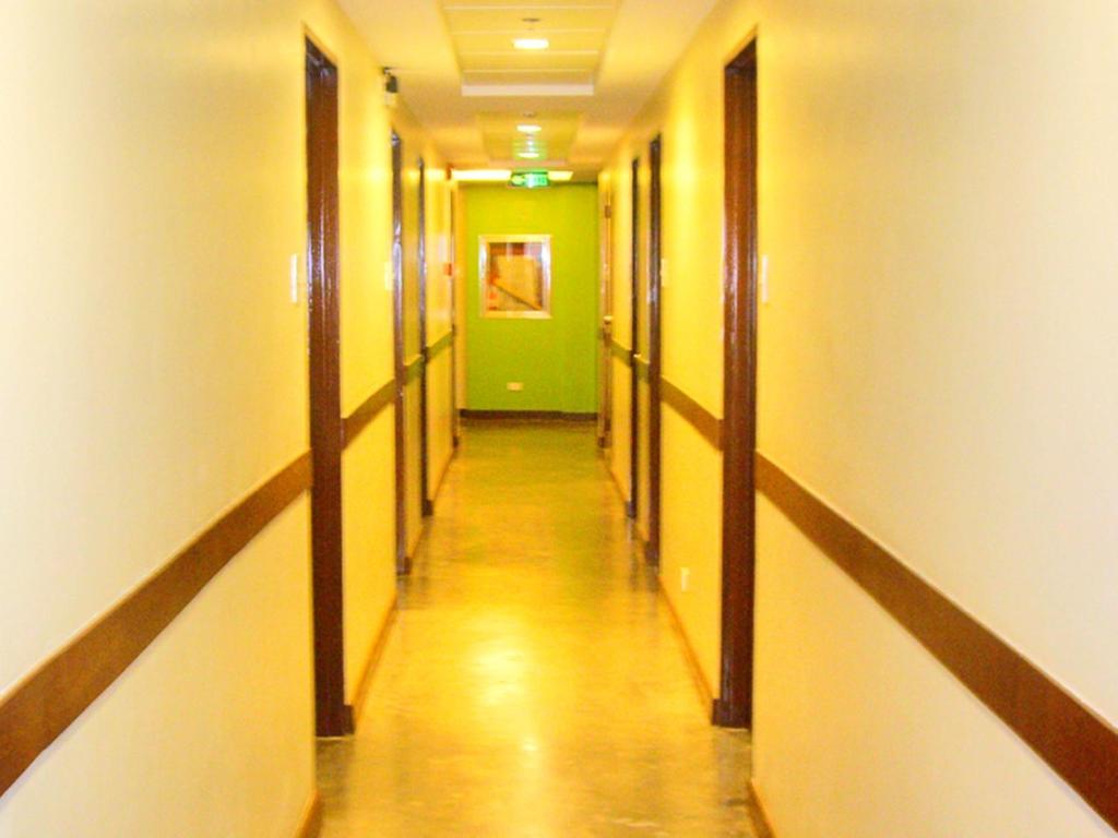 Express Inn Mactan Lapu-Lapu City Dış mekan fotoğraf